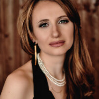 Серова Жанна