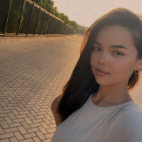 Жекшен  кызы  Айпери 