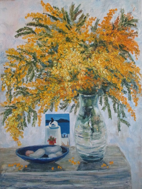 Мимоза на камине.