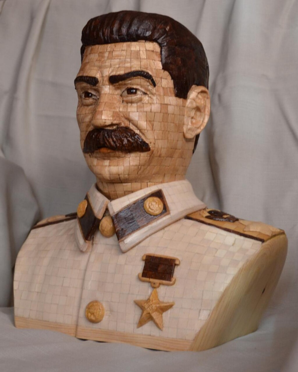 Мозаичная скульптура