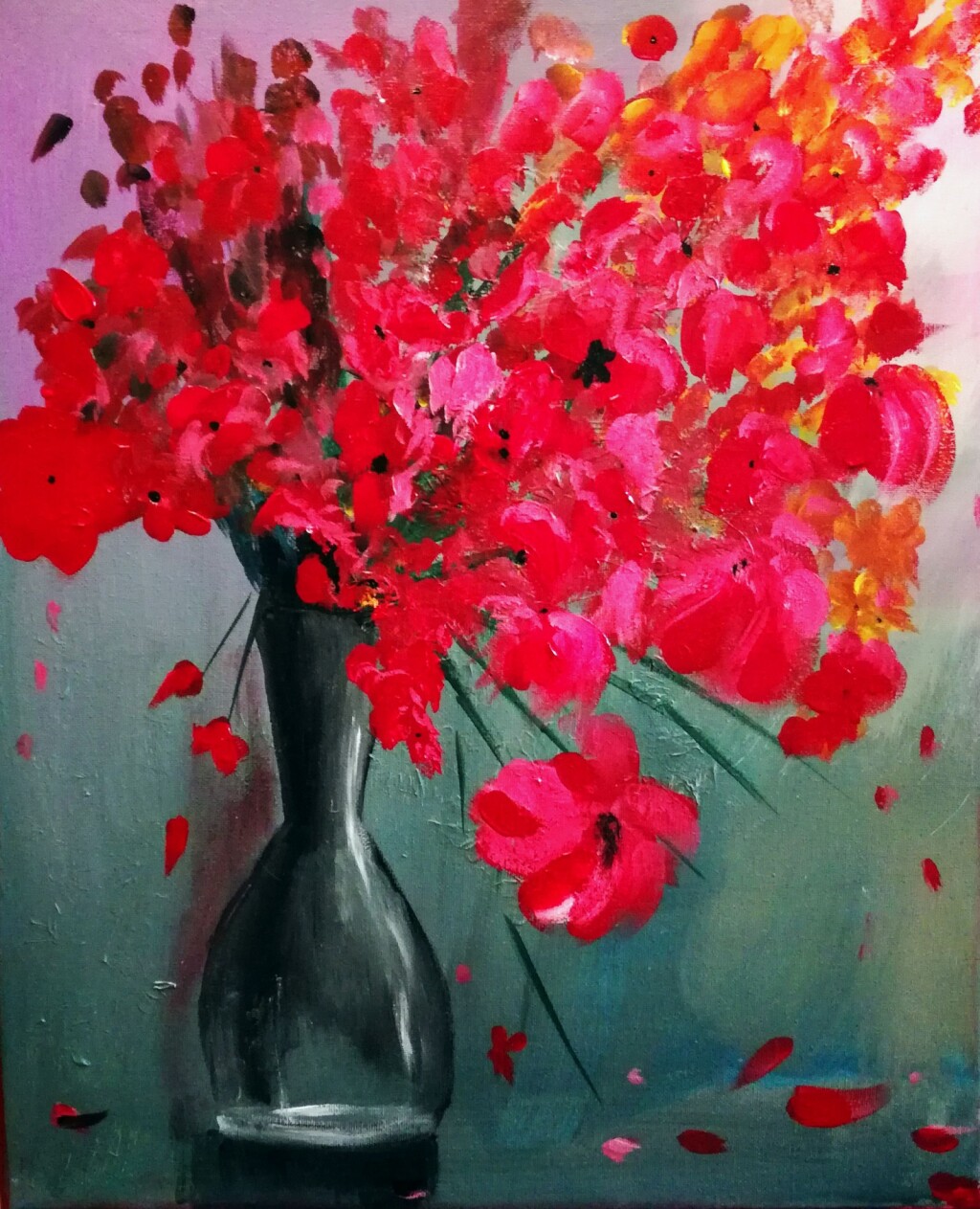 Красное на сером