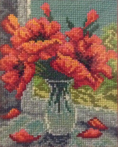 Маки в вазе