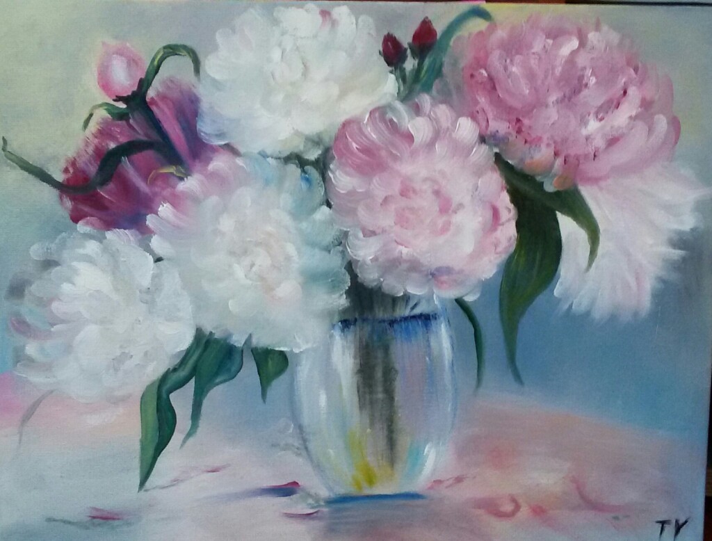 Пионы в вазе