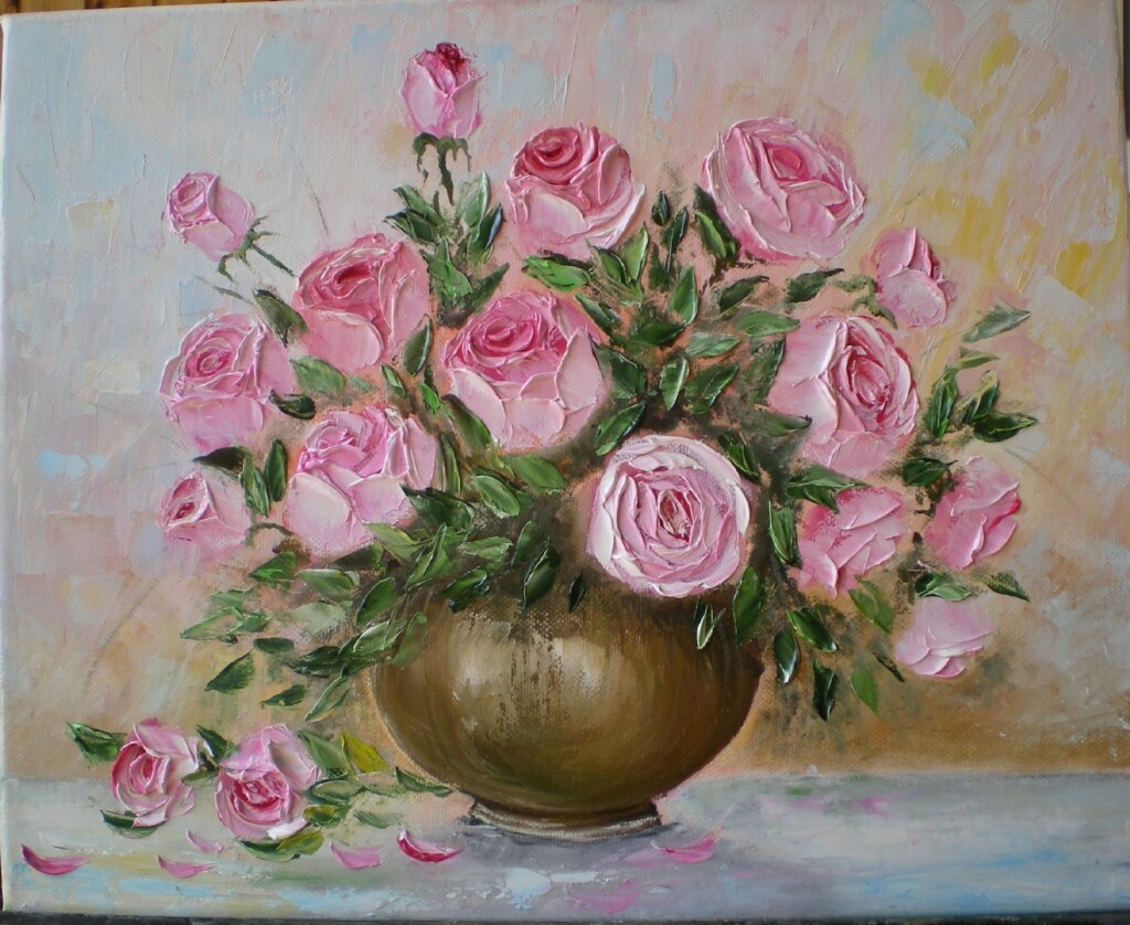 Розы в вазе