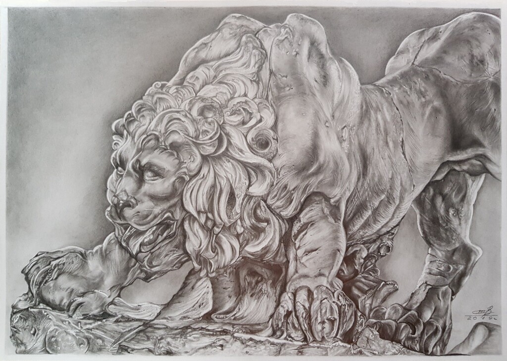 Скульптура льва