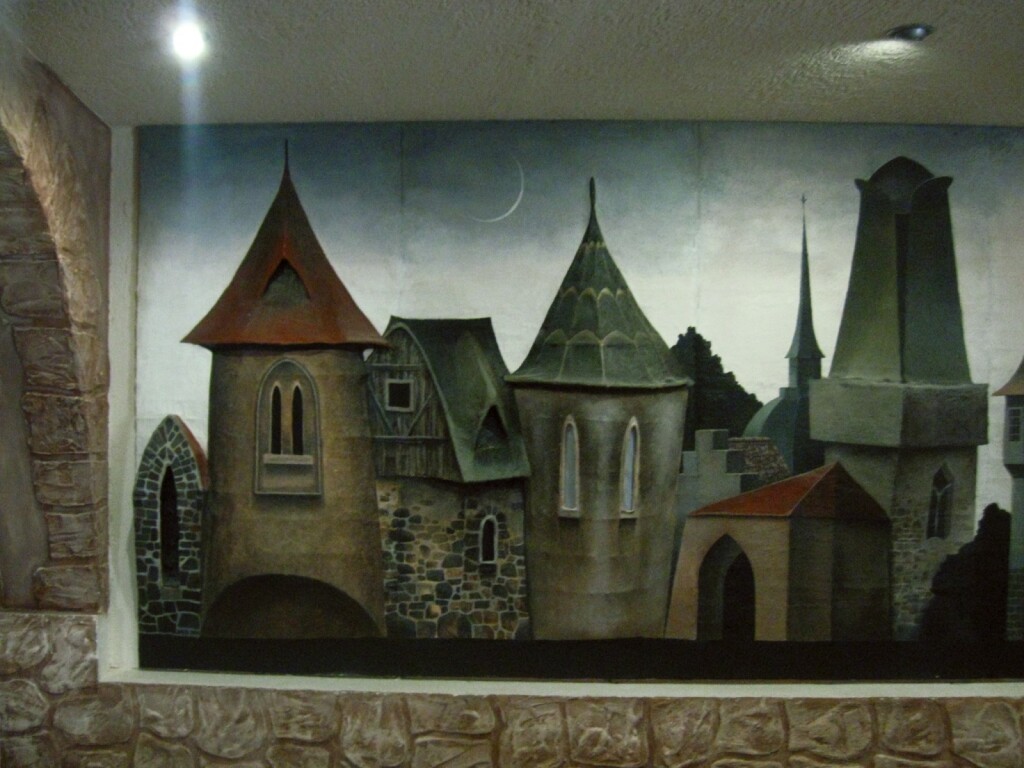 Рельефно-живописное панно