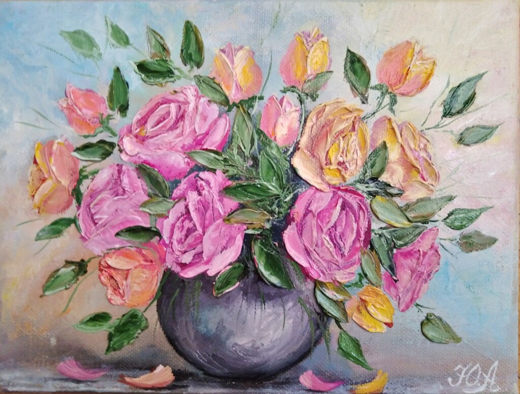 Розы в вазе.