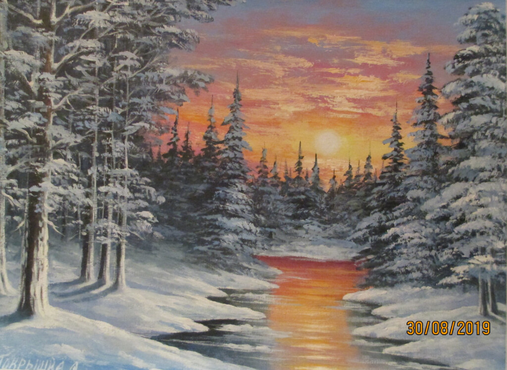 Восход Солнца над зимним лесом