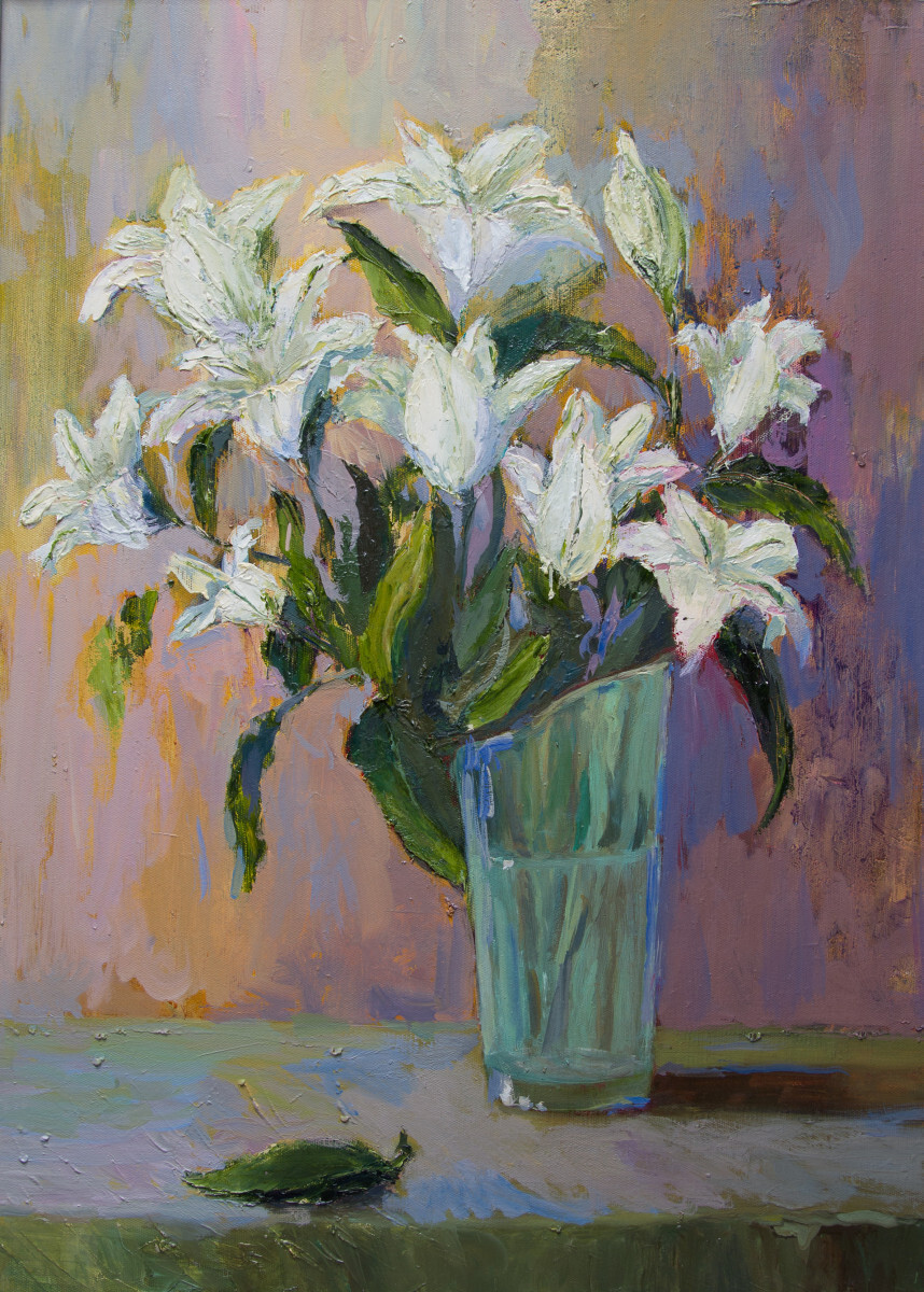 Белые Лилии