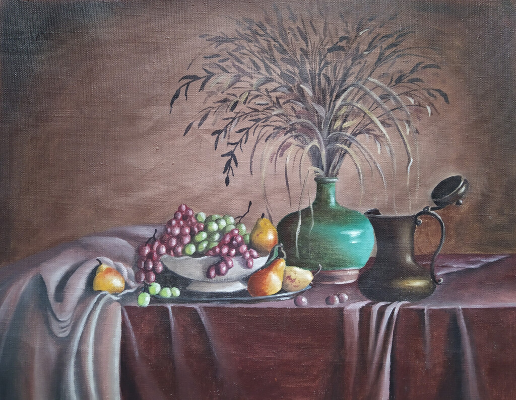 Натюрморт с зеленой вазой, фруктами и туркой.
