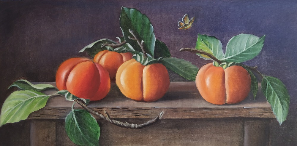 Хурма с бабочкой.