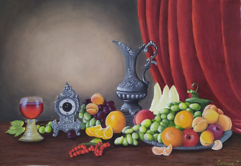 Натюрморт с серебряным кувшином, часами и красной смородиной.