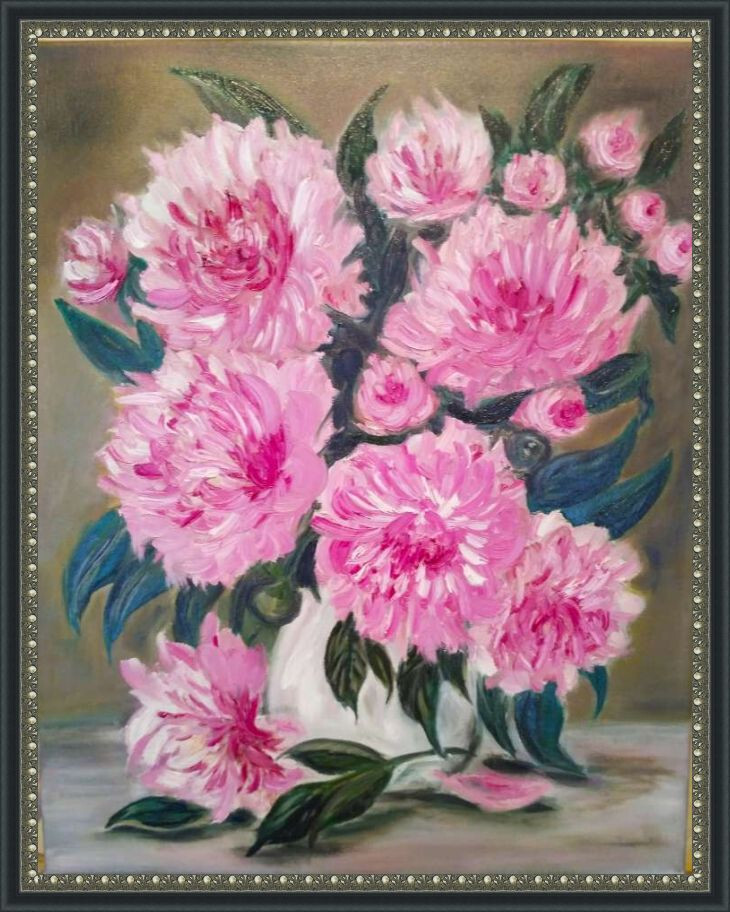 Пионы в вазе