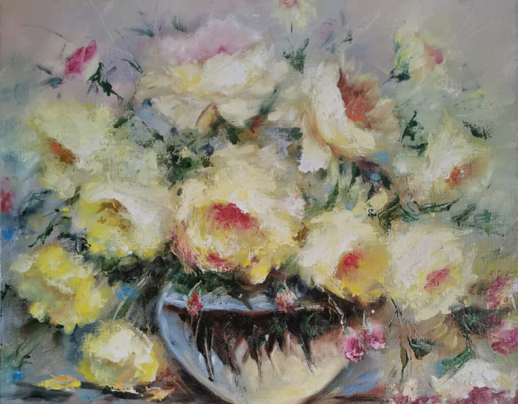 Белые пионы