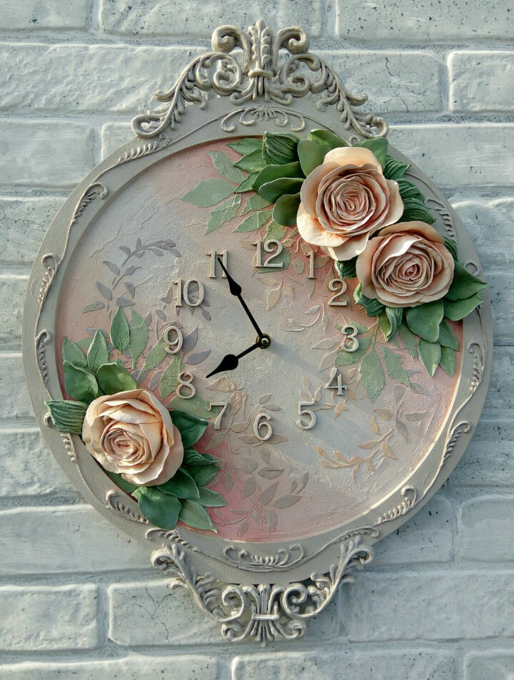 Часы Рассвет