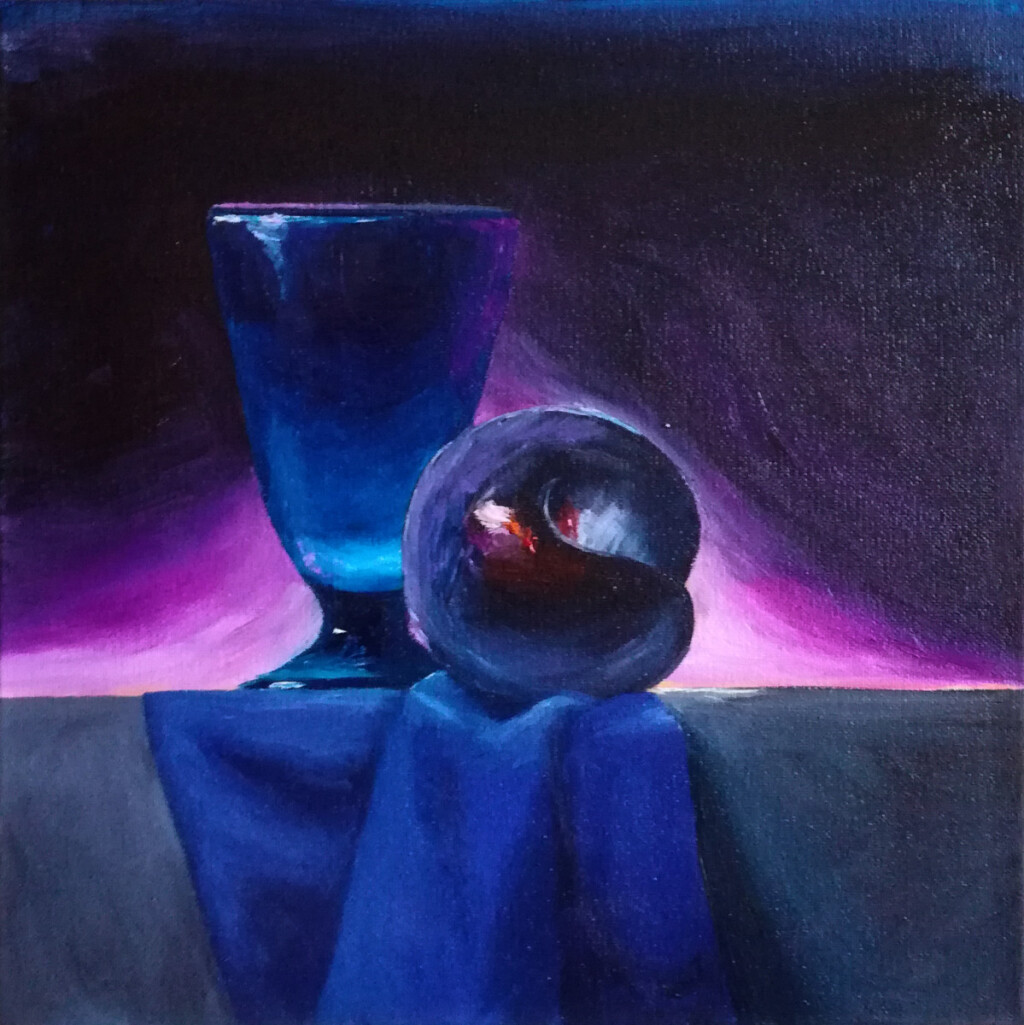 Натюрморт в сливовых тонах