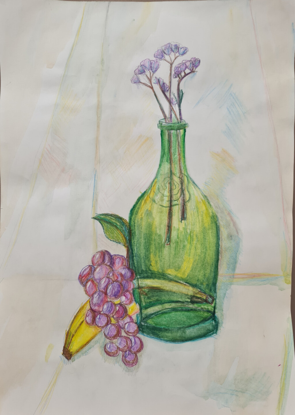 Фрукты и бутылка