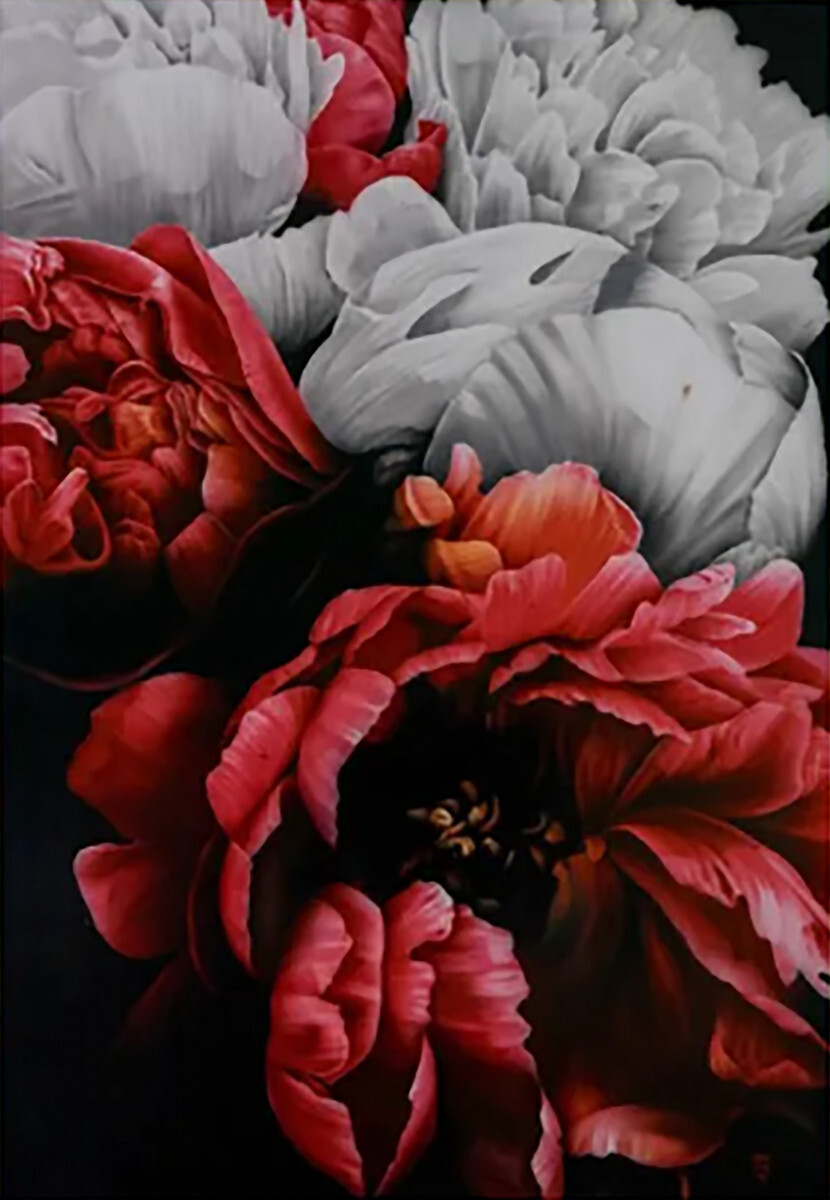 Яркие пионы