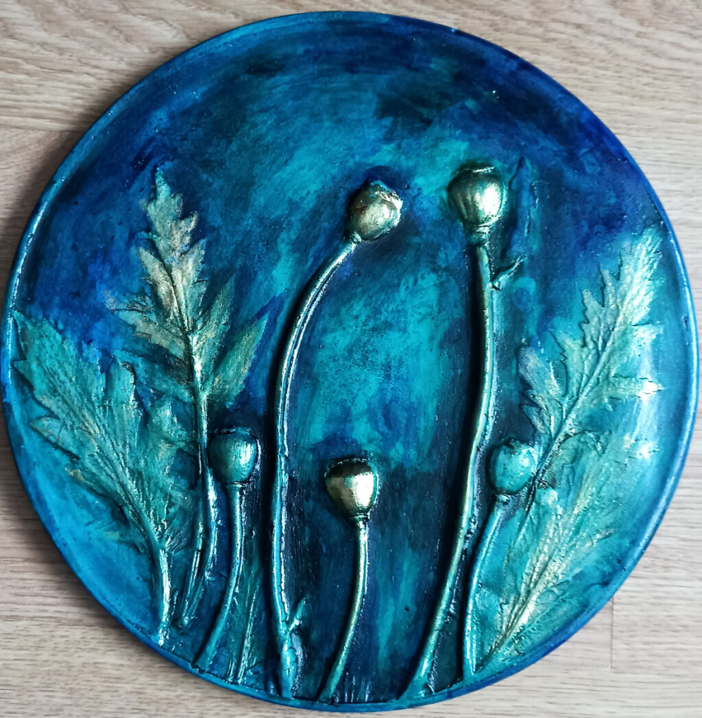 Золотые маки