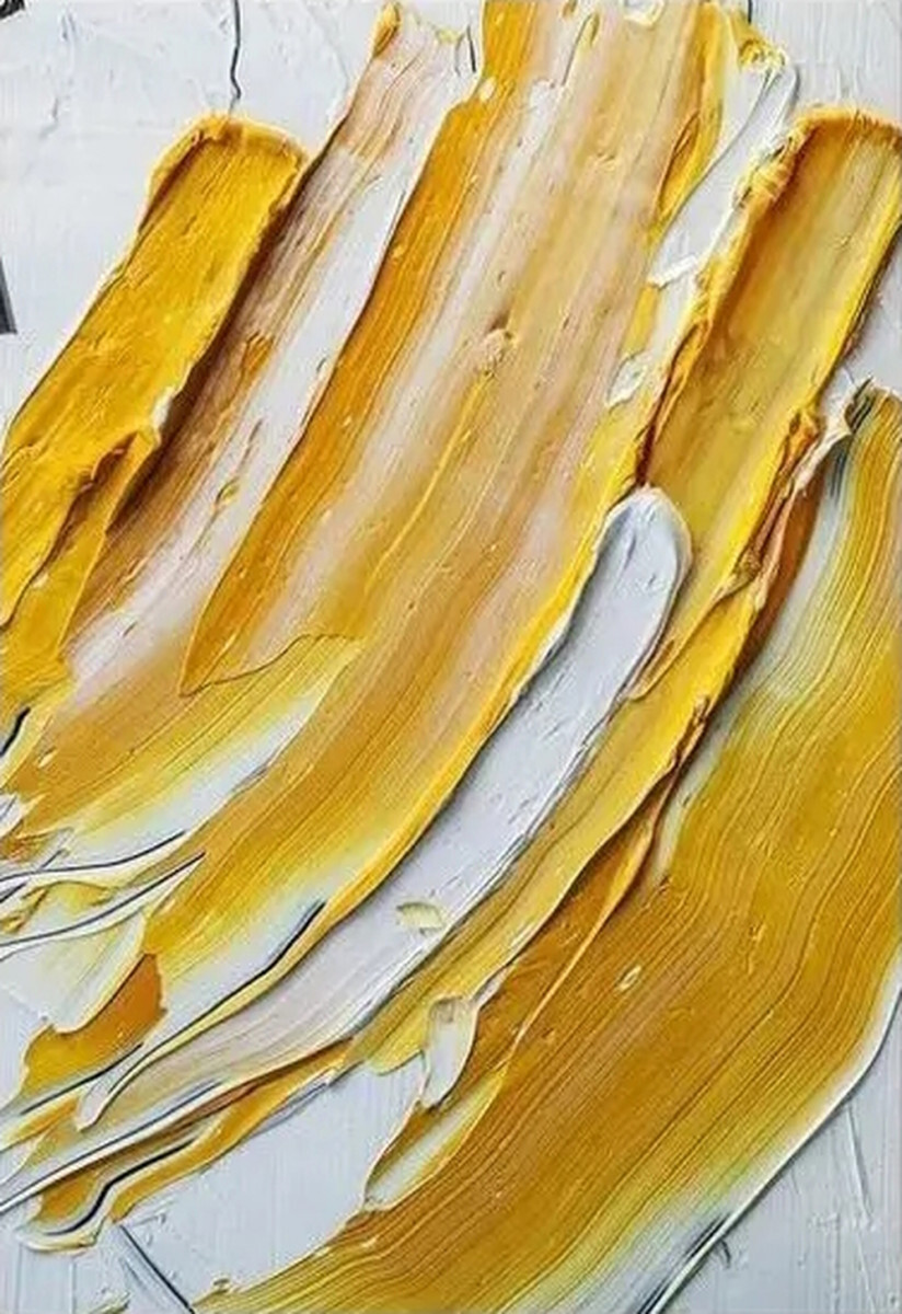 Желтая абстракция