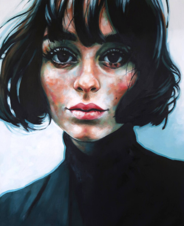 Девушка с веснушками