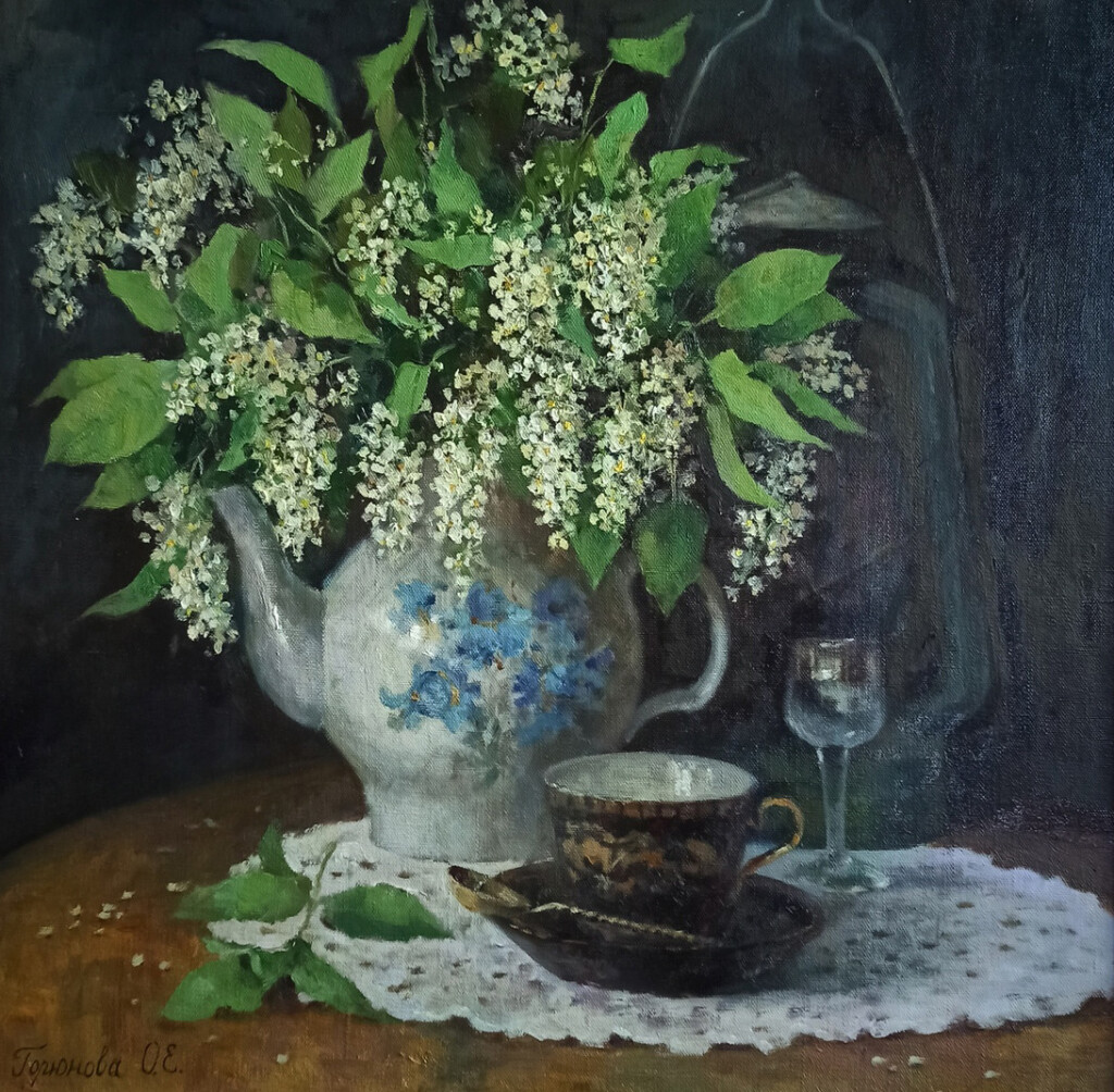 Натюрморт с черемухой и фарфором