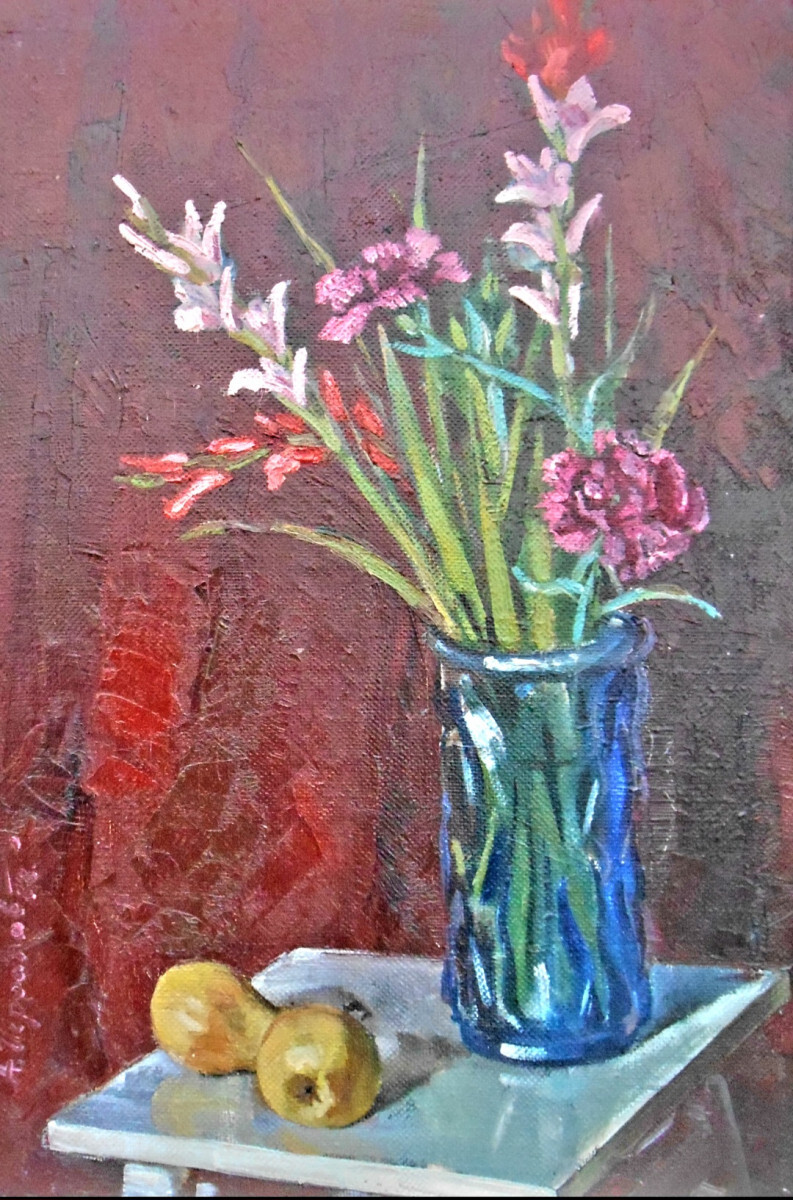 Гладиолусы и груши