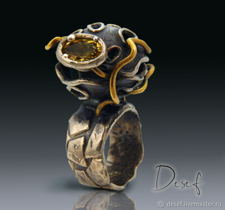 Кольцо цветок и камень с цитрином