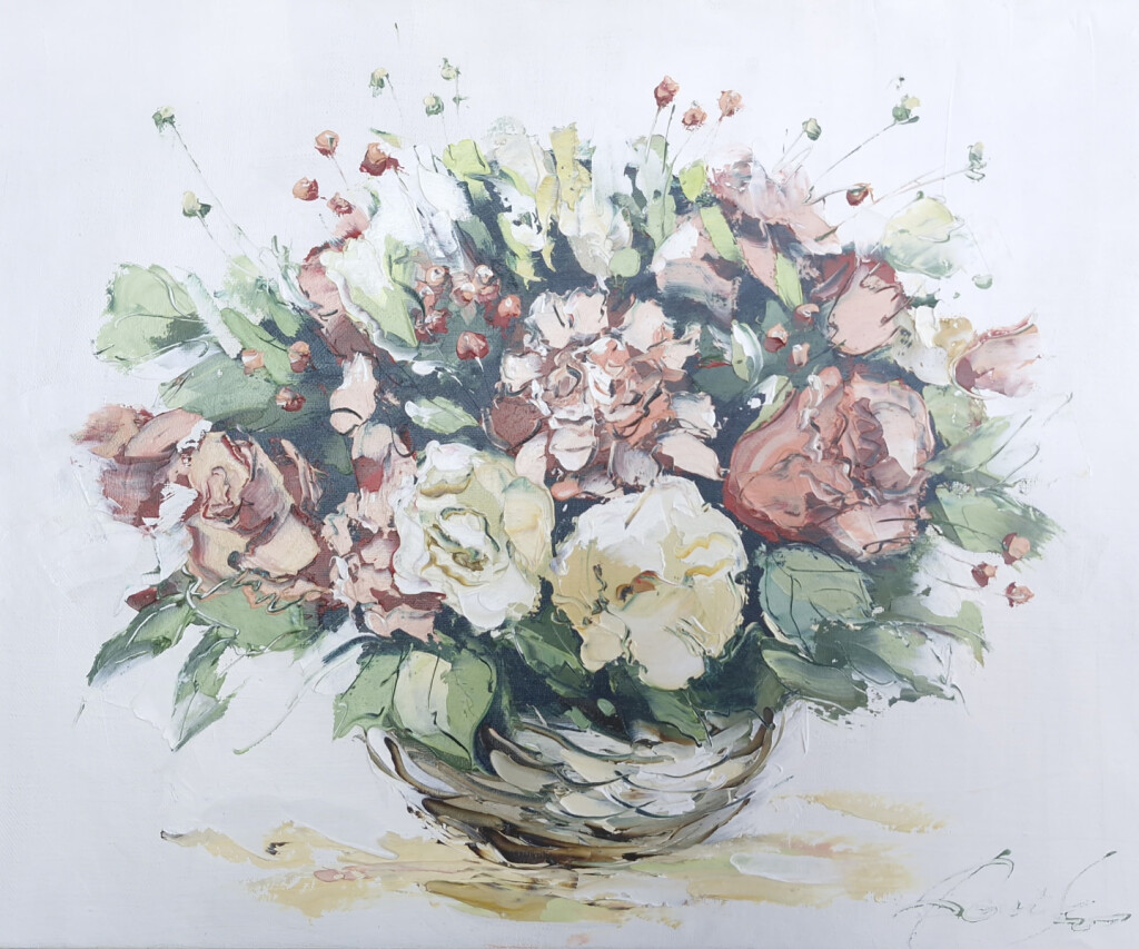 Розовые розы