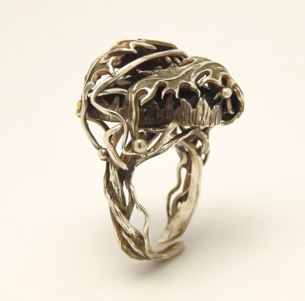 Кольцо чертополох с лабрадором