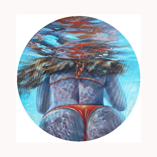 Девушка в оранжевом