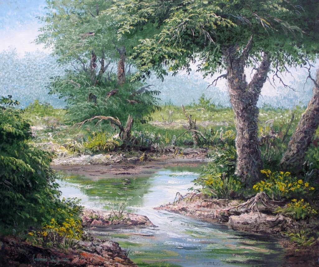 Летние деревья у воды.