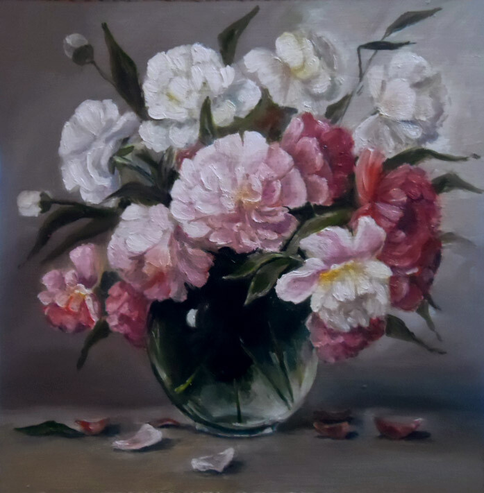 Пионы натюрморт