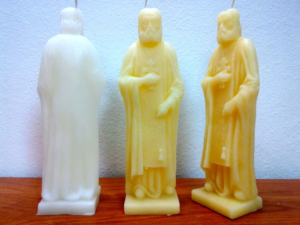 Серафим Саровский свеча статуэтка