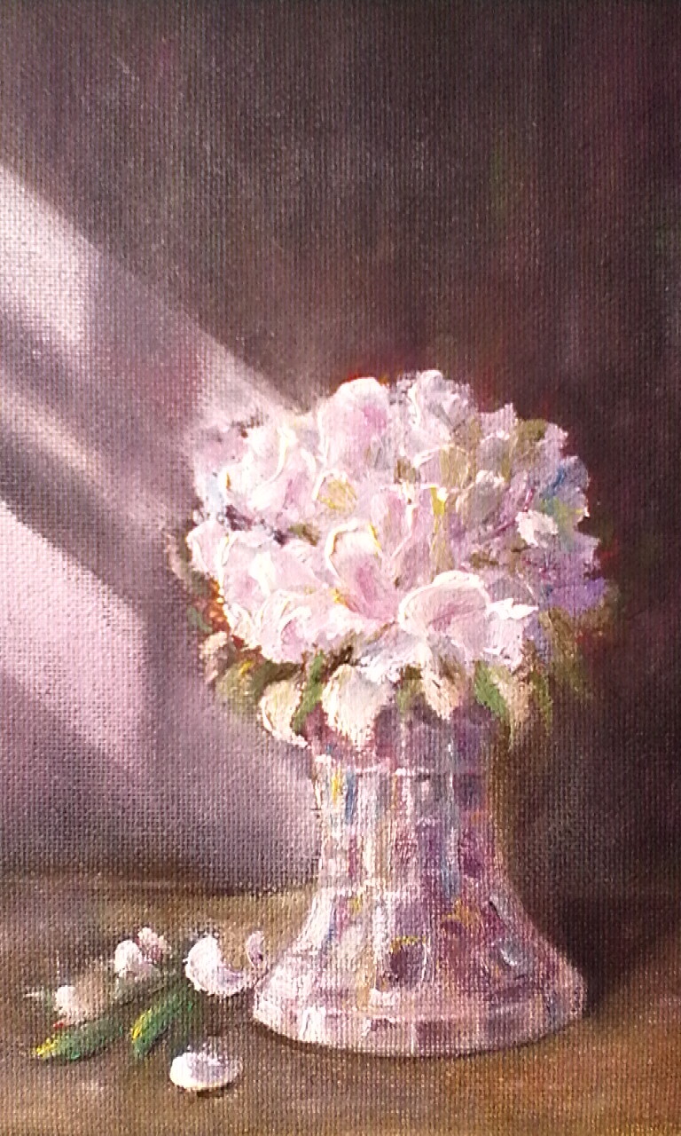 Белые лепестки