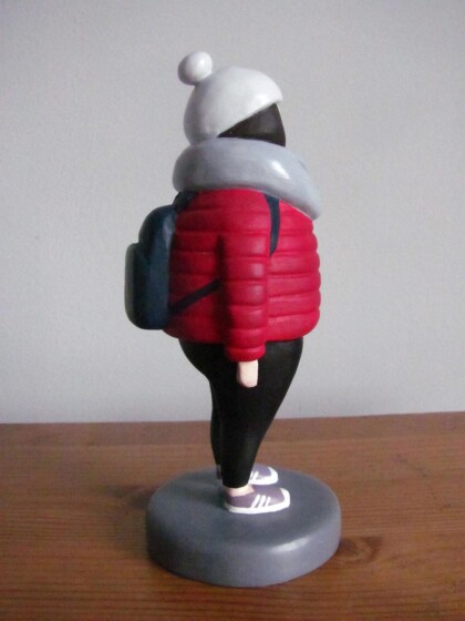 В красном пуховичке