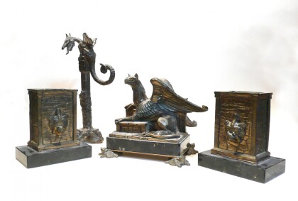 Грифон. Настольный прибор