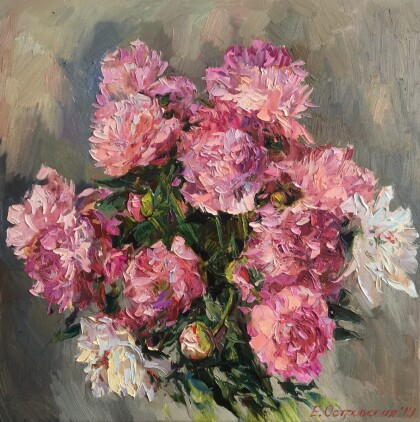 Розовые пионы