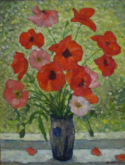 Маки в синей вазе