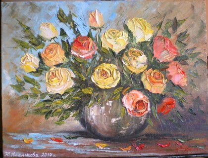 Розы в вазе