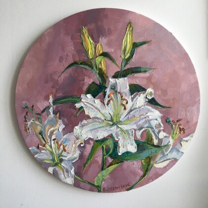 Белое на розовом