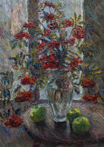 Рябина в вазе