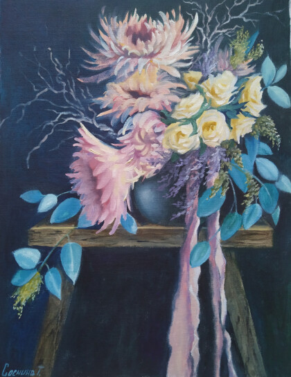 Натюрморт с хризантемами и розами.