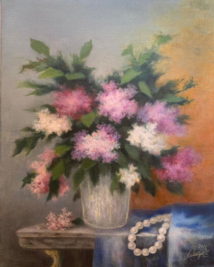 Натюрморт с сиренью и жемчугом