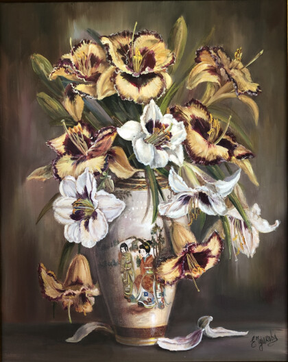 Лилейник в китайской вазе