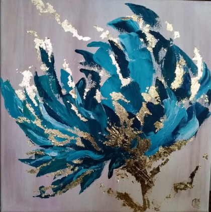 Золотое с голубым