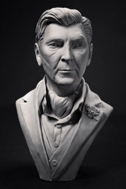 Бюст Александра Невзорова