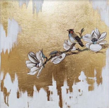 Птица на цветке