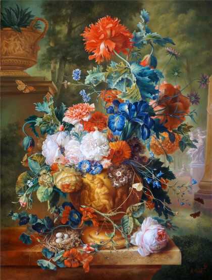 Цветы в рельефной вазе