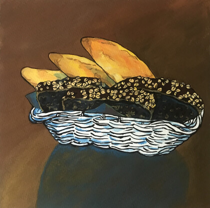 Хлеб в белой корзине